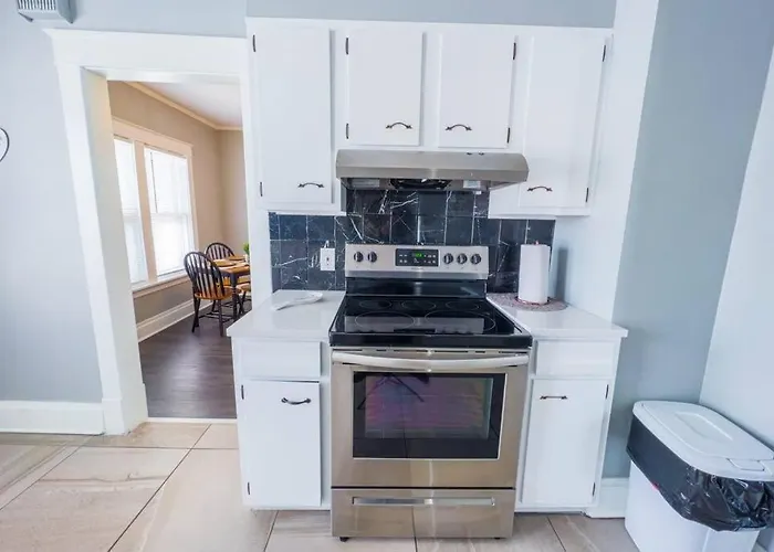 Cozy 3Br 1 Bath In Niagara Falls