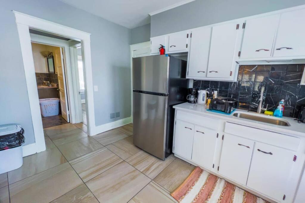 Cozy 3br 1 Bath In * Niagara Falls